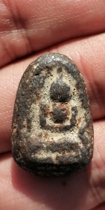 หลวงพ่อเนียม พระพิมพ์เศียรโล้น 2 หน้า เนื้อชิน วัดน้อย จ.สุพรรณบุรี ยุคต้น เคาะเดียว     