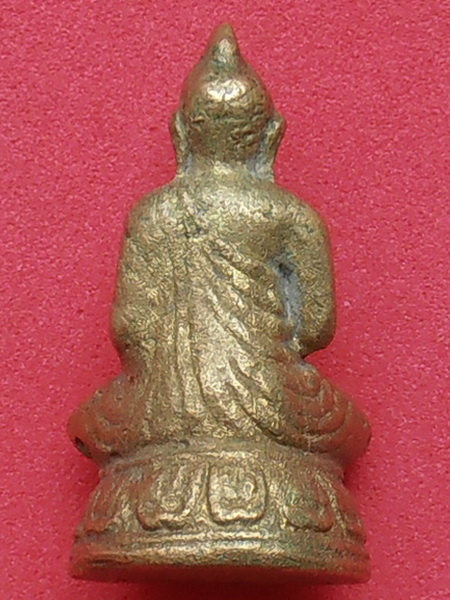 พระยอดธงหลวงพ่อถนอม วัดเนกขัมมาราม อ.ดำเนินสะดวก จ.ราชบุรี ปี๒๕๑๒