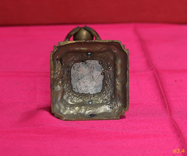 พระบูชาหลวงพ่อบ้านแหลม สูง 11.5 นิ้ว