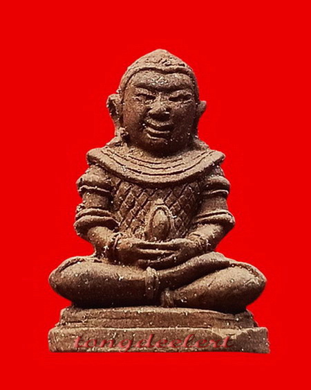 พระชัยวัฒน์ตะละกุล หลวงพ่ออุตตมะ วัดวังก์วิเวการาม จ.กาญจนบุรี เนื้อว่าน108 ฝังพลอยเสก สวยมากค่ะ