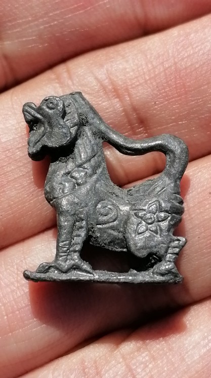 สิงห์คอยาวเนื้อตะกั่ว หลวงพ่อกวย วัดโฆสิตาราม​ จ.ชัยนาท ปี​ 2521​ เคาะเดียว