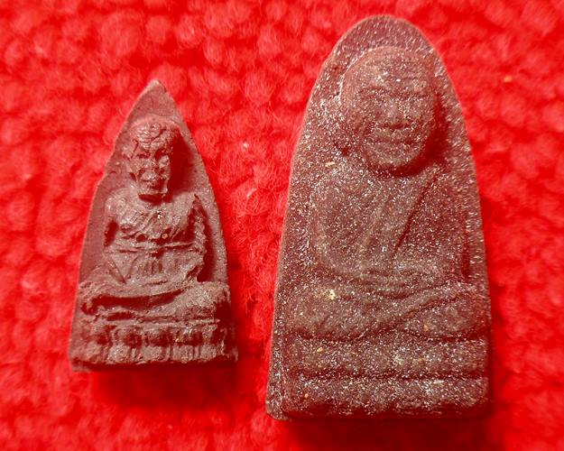 หลวงปู่ทวด วัดช้างให้ ไม่รู้ที่ ไม่ทราบที่ ซองเดิมๆ 2องค์