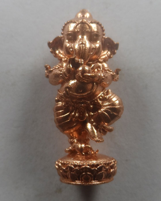 พระพิฆเนศ รุ่น คเณศวร์น้อยร้อยล้าน หลวงปู่ดวงเศรษฐี วัดหนองไผ่ จ.อุทัยธานี