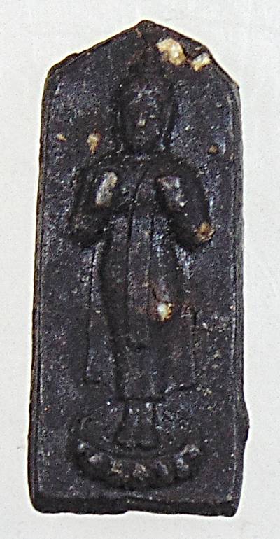 พระประจําวันเจ้าคุณศรีสนธิ์วัดสุทัศน์ เนื้อว่าน