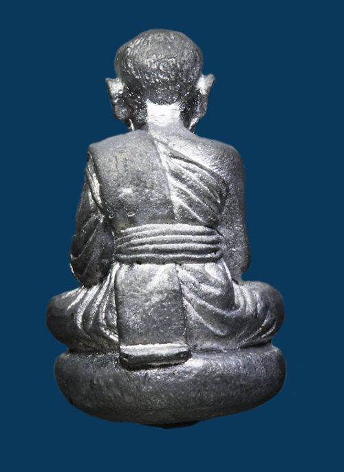 รูปหล่อเบ้าทุบ นารายณ์เพชรกลับ กลับร้ายกลายเป็นดี รุ่นแรก หลวงปู่เจือวัดกลางบางแก้ว จ.นครปฐม เนื้อตะ