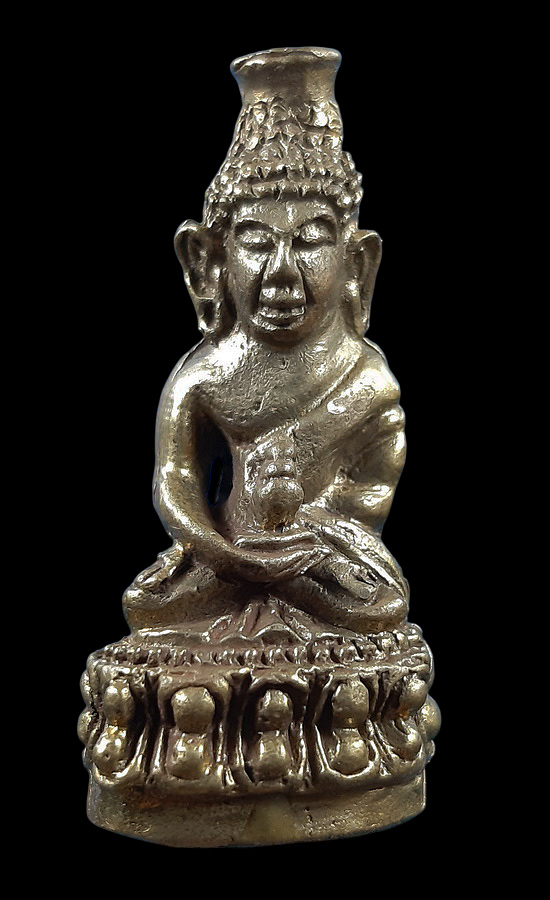 พระกริ่งโปร่งฟ้า วัดป่าโมก จ.อ่างทอง รุ่น ย้อนยุค 40 ด้านล่างอุดสีผึ้งเขียว+เทียนชัย 