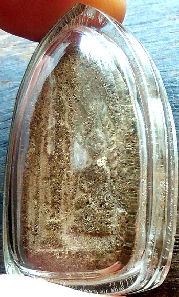 *พระกรุวัดบางยี่หน สุพรรณบุรี พิมพ์พุทธชินราช หลังพระสอง เนื้อดิน*