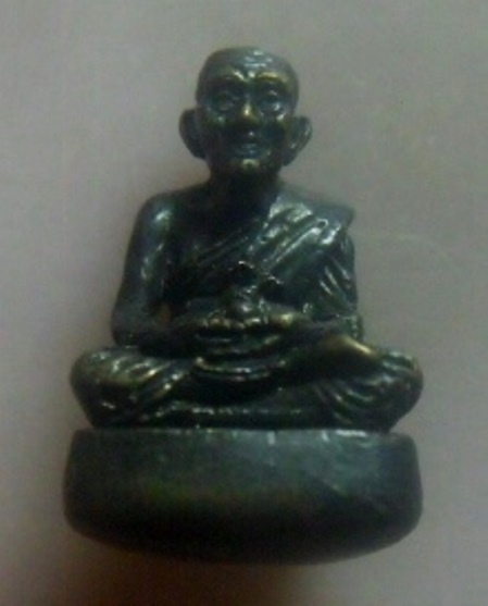 **เบาๆ**รูปหล่อลอยองค์พิมพ์เบ้าทุบ หลวงปู่ทวด วัดพระธาตุ จ.นครศรีธรรมราช**ตอกโค้ด สวยๆ เชิญชมครับ  