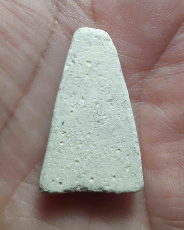 พระผงพิมพ์พระผงสุพรรณหลวงปู่ดู่ พรหมปัญโญ วัดสแก จ.อยุธยา ปี 2520 