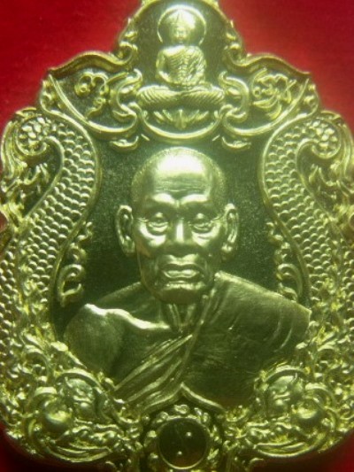 **เบาๆ**เหรียญมงคล ๑๖๘ หลวงพ่อพัฒน์ วัดห้วยด้วน จ.นครสวรรค์ ปี ๒๕๖๓**ตอกโค้ด กล่องเดิม สวยๆ 