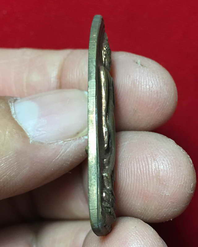 พระลีลา วัดนางพญา จังหวัดพิษณุโลก ปี 2514 เนื้อทองแดงผิวรุ้ง  900