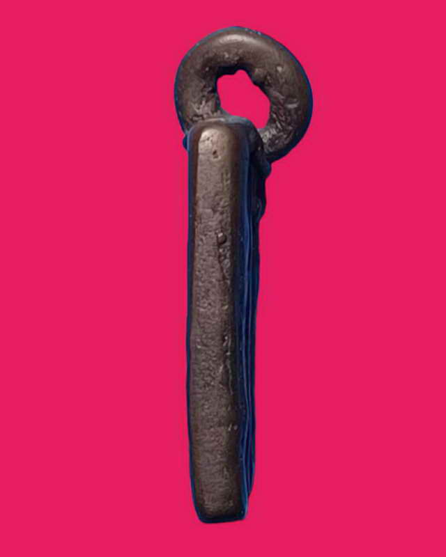 เหรียญหล่อโลหะรูปพระประธาน วัดห้วยสุวรรณ จ.สุพรรณบุรี ปี2490 ปางไสยาส