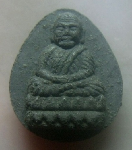 *เบาๆ***หลวงปู่ทวด วัดช้างให้ เนื้อว่าน รุ่นสร้างศูนย์ศิลปาชีพ เสาร์ห้า ปี ๒๕๓๗**หลังลายนิ้วมือ สวยๆ