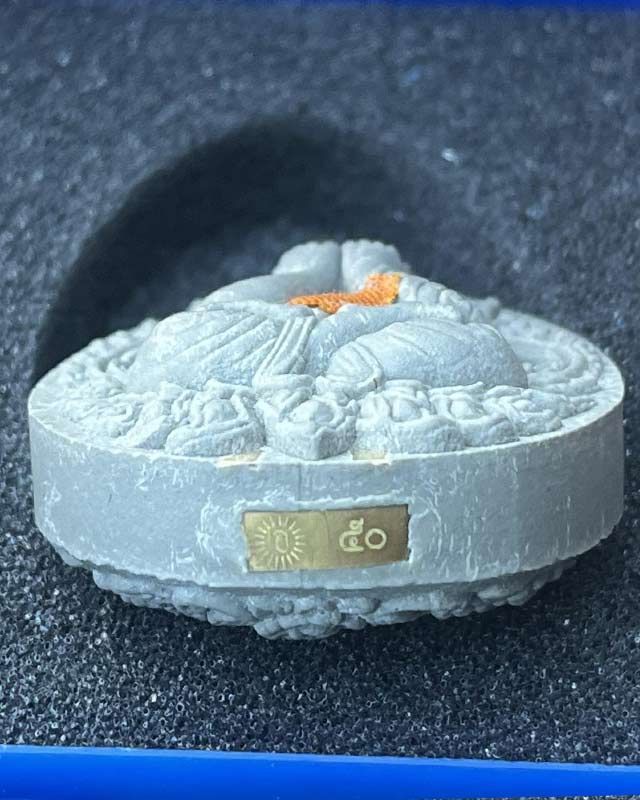 หลวงปู่อิ่ม ปญฺญาวฺโธ วัดทุ่งนาใหม่ จ.นครศรีธรรมราช ปิดตาพุทธศิลป์ ตะกรุดเงิน จีวร