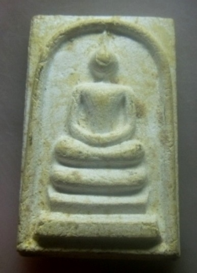 **เบาๆ**พระสมเด็จมหาเศรษฐี หลวงปู่เกลี้ยง มนุญฺโญ วัดเนินสุทธาวาส ชลบุรี ปี ๒๕๓๖**หลังยันต์ สวยๆ