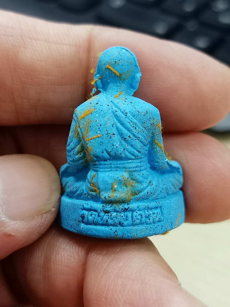 5-69 องค์ลอยผง รวยเงินล้าน หลวงพ่อพัฒน์ วัดห้วยด้วย นครสวรรค์ 2565 ฝังพลอย กล่องเดิม