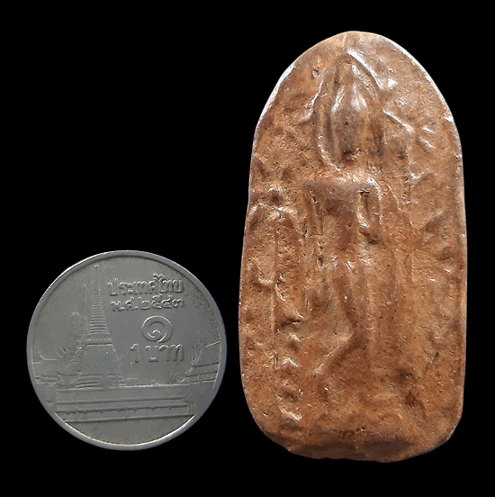 พระลีลาเนื้อดิน