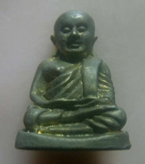 **เบา​ๆ​**รูปหล่อหลวงพ่อเงิน วัดบางคลาน เนื้อโลหะผสม เก่าๆ**เนื้อจัด สวยๆ เชิญชมครับ