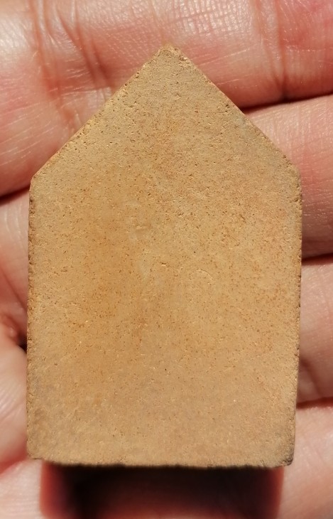 ขุนแผนขี่โหงพราย​ หลวงพ่อกวย​ วัดโฆษิตาราม​ เนื้อดิน​ ยุคต้น​ เคาะเดียว