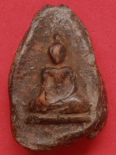 พระกำแพงกลีบบัว