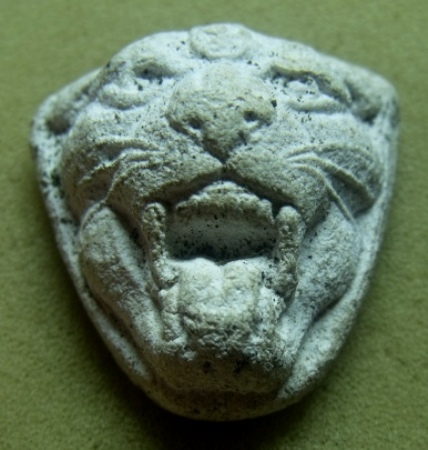 **เบา​ๆ​**พระผงหน้าเสือ  หลวงพ่อเปิ่น วัดบางพระ จ.นครปฐม**มหาอำนาจบารมีดีนัก สวยๆ