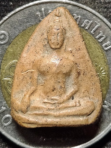  กรุลานดอกไม้ สุโขทัย พระกลีบบัว 