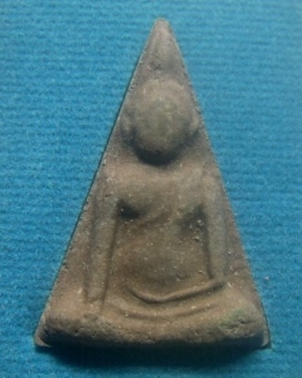 **เบาๆ**พระนางพญา รุ่นพระคุณแม่ พุทธธาภิเษก วัดนางพญา จ.พิษณุโลก ปี ๒๕๕๔**กล่องเดิม สวยๆ