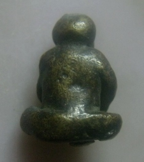 **เบา​ๆ​**พระปิดตามหาอุตม์ พิมพ์มือไขว้ เนื้อทองแดงเถื่อน เก่าๆ ไม่ทราบที่**สวยๆ เนื้อจัด