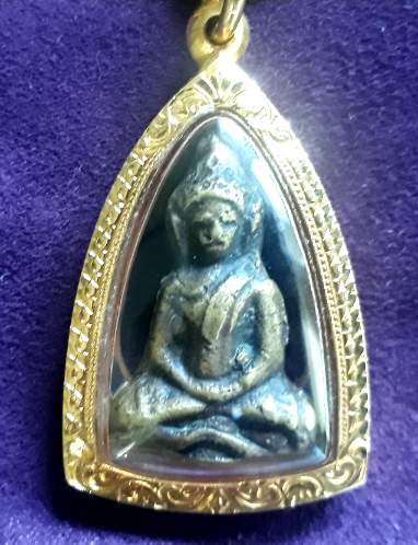 พระยอดธงหลวงพ่อเฟื่อง วัดอมรญาติสมาคม