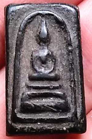 *พิมพ์คะแนนขาโต๊ะ เนื้อดิน หลวงพ่อมุ่ย วัดดอนไร่ สุพรรณบุรี กรุโบสถ์ใหม่ ปี๒๕๑๑*