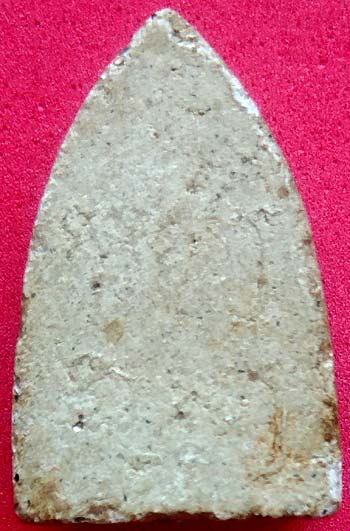 *พิมพ์สรงน้ำเล็ก หลังยันต์ เนื้อผง ปี๒๕๐๖ หลวงปู่เฮี้ยง วัดป่าฯ ชลบุรี*