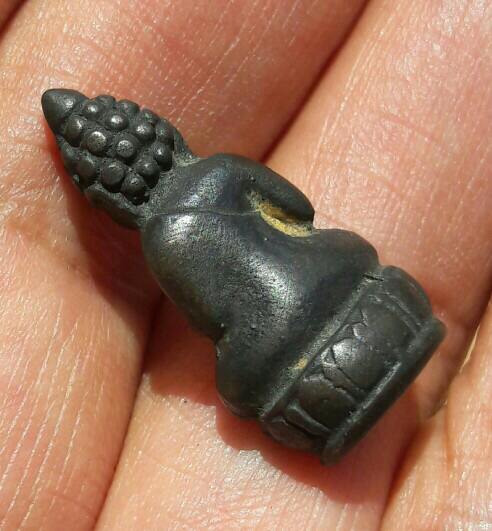 พระไม่ทราบที่ เคาะเดียว   