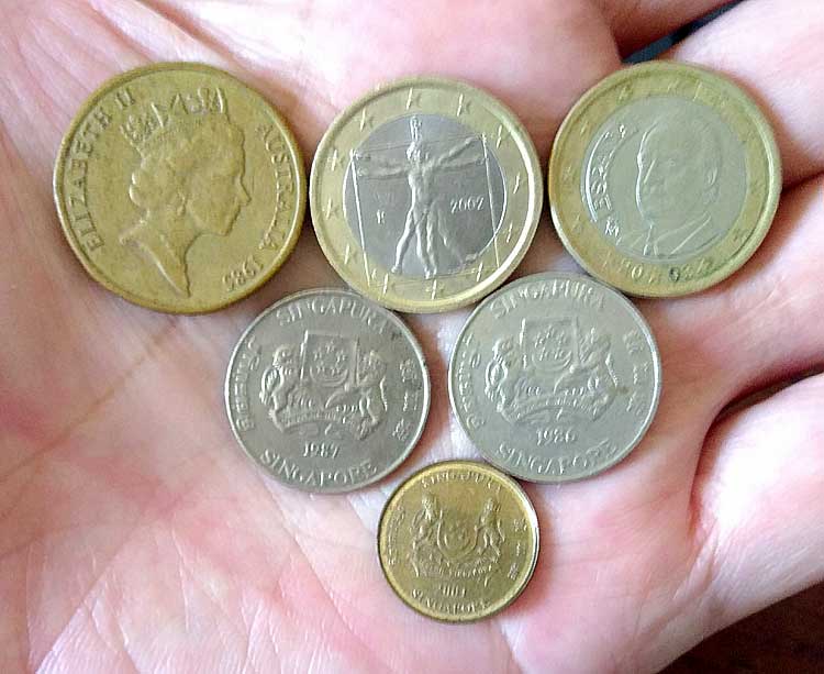 เหรียญต่างประเทศ เพื่อการสะสม