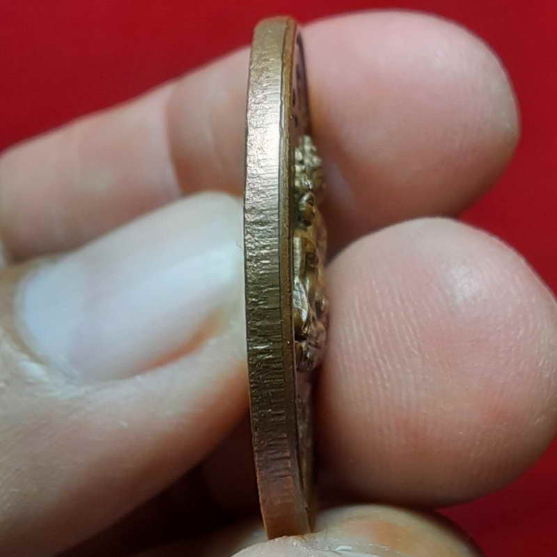 เหรียญพระสามสมัย มั่งมี ศรีสุข วัดชิโนรส ปี 2512....1500