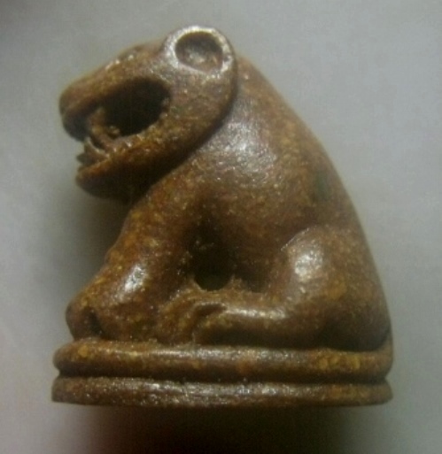 **เบาๆ**เสือหลวงพ่อปาน เนื้อกระเบื้องหลังคาโบสถ์ สมโภช ๑๐๐ ปี วัดสว่างอารมณ์ จ.สมุทรปราการ ปี ๒๕๕๒**