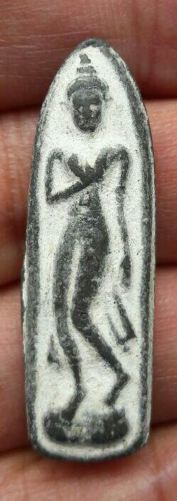 พระไม่ทราบที่ เนื้อชิน ลีลา 2 หน้า เคาะเดียว   