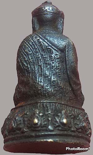 *รูปหล่อไต้ฮงกง รุ่นสาม ปี๒๕๒๒ สร้างโดยมูลนิธิป่อเต็กตึ๊ง หลวงปู่โต๊ะ วัดประดู่ฉิมพลี ร่วมปลุกเสก*