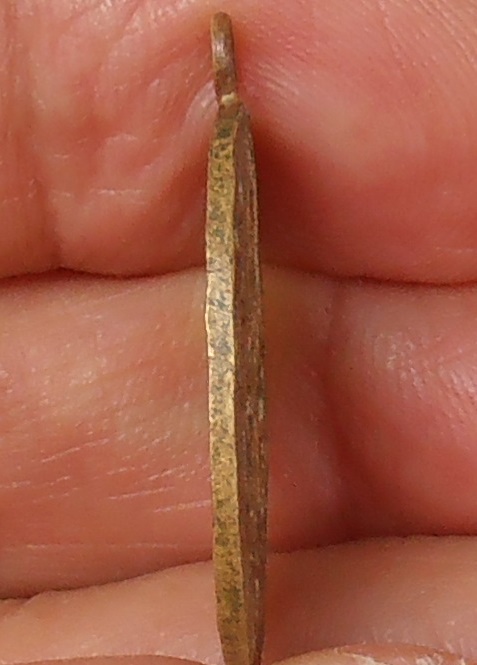 เหรียญหลวงพ่อบ้านแหลม สมุทรสงคราม ปี ๒๔๖๐ เนื้อทองเหลือง รุ่นแรก