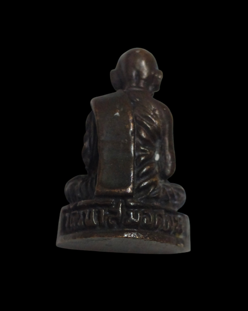 รูปหล่อ หลวงพ่อมี วัดเขาสมอคอน จ.ลพบุรี