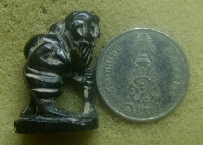 **เบา​ๆ​**ชูชกมหาลาภ เนื้อไม้แกะ จารยันต์ เก่าๆ สวยๆ ไม่ทราบที่**เสริมดวง ความสำเร็จ ดลบันดาลโชคลาภ