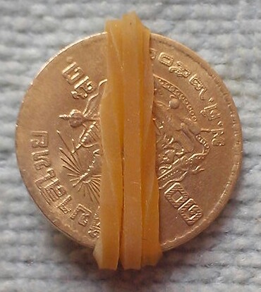 เหรียญตลก เหรียญ 10 สตางค์ ผิดพลาดจากการปั๊ม เฉียง 45 องศา ปี พ.ศ.2500 หายาก เคาะเดียว