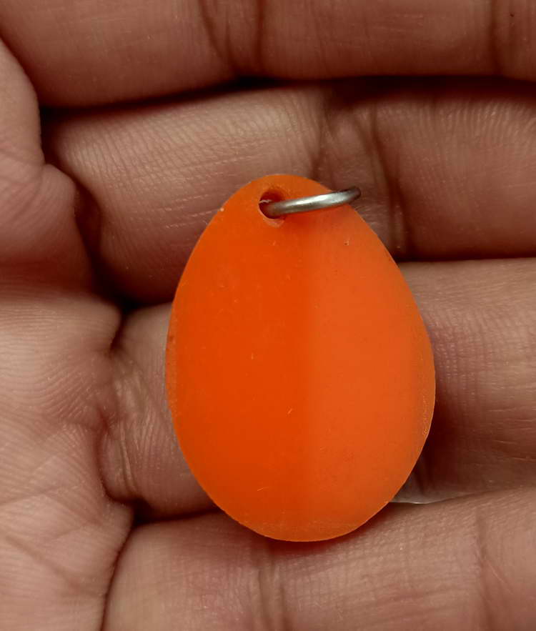 ภาพถ่ายหลวงพ่อขอม วัดไผ่โรงวัว อ.สองพี่น้อง จ.สุพรรณบุรี เลี่ยมอัดพลาสติกพร้อมใช้มาแต่เดิม