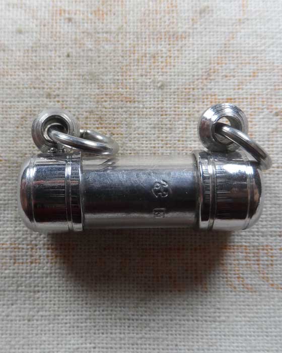 ตะกรุด ขนาด ๑ นิ้ว (ตอกโค๊ต วหค.)