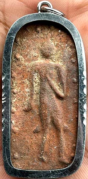 *ลีลาข้างเม็ด หลังยันต์ หลวงพ่อคล้ำ วัดบางระกำ นครปฐม เนื้อดินเผา*