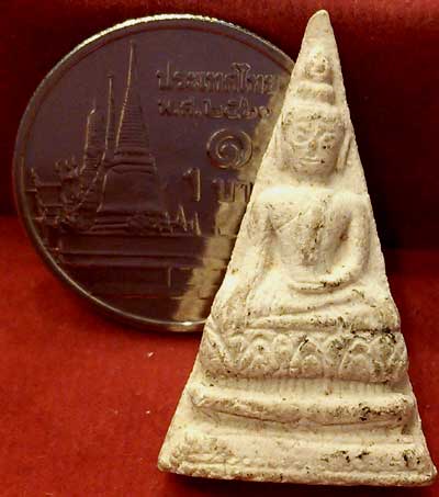 *พิมพ์พระพุทธนวราชบพิตร เนื้อผง*