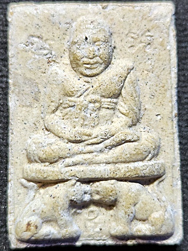 วัดบางนางเพ็ง จังหวัดสมุทรปราการ พระผงขี่เสือ หลวงพ่อปาน ว.น.พ. ส.ป. 90