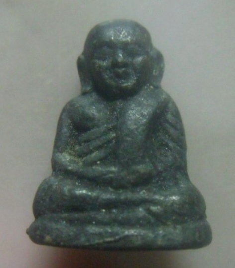 **เบาๆ**รูปหล่อหลวงพ่อเงิน วัดบางคลาน เนื้อโลหะผสมลงรัก เก่าๆ**เนื้อจัด สวยๆ เชิญชมครับ