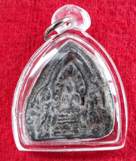 พระนารายณ์ทรงปืน เนื้อชินเขียว