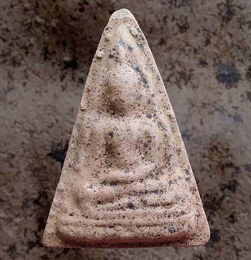 *พิมพ์นางท่ามะปรางค์ เนื้อดิน*