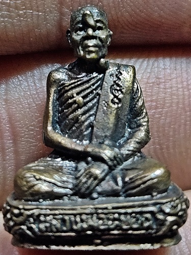 วัดแก้วเจริญ  จ.สมุทรสาคร  รูปหล่อ  หลวงพ่อหยอด ปี 2534 ตอกโค๊ต